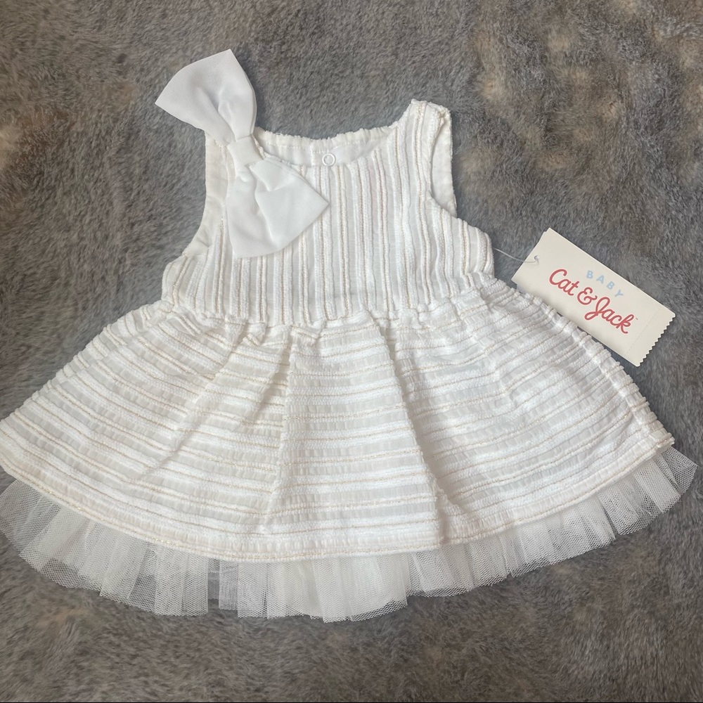 NWT Newborn Cream & Gold Ruffled Dress